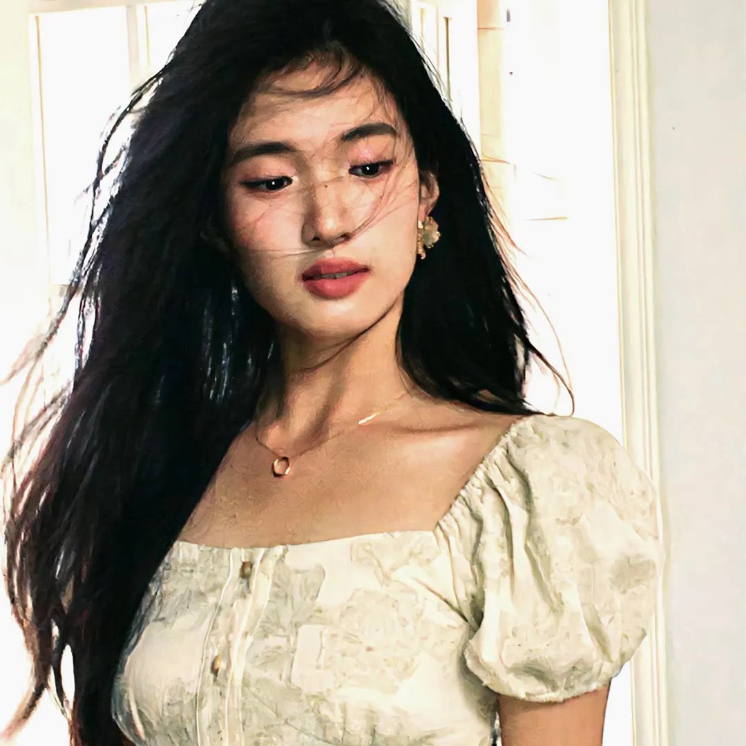 爱的替身 封面